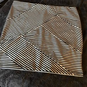 Xhilaration Striped Skirt